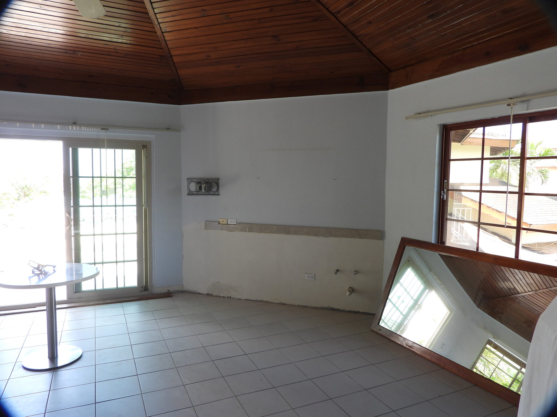 Hotel room before renovation